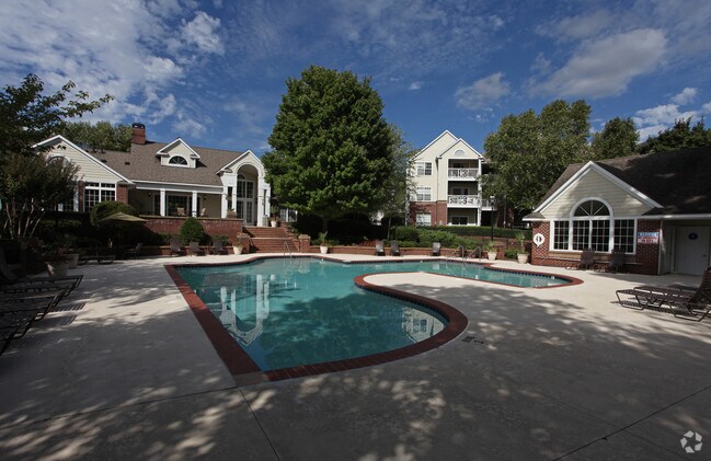 Pool - Legacy Arboretum Apartments
