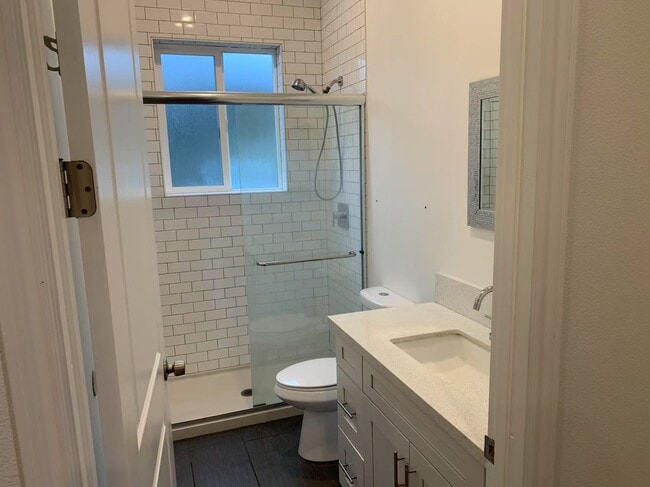 Foto del edificio - 5336 Huddart Ave
