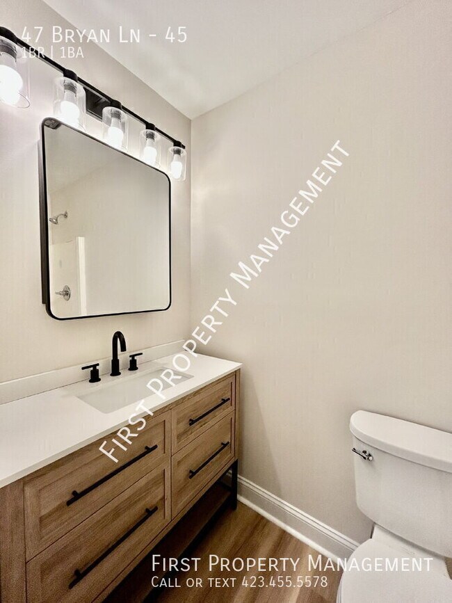 Foto del edificio - 47 Bryan Ln