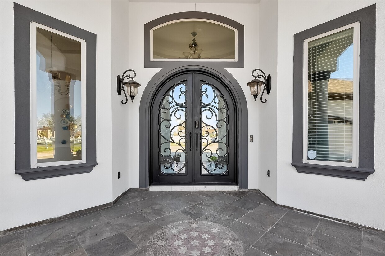 Foto principal - 5942 Sagamore Bay Ln