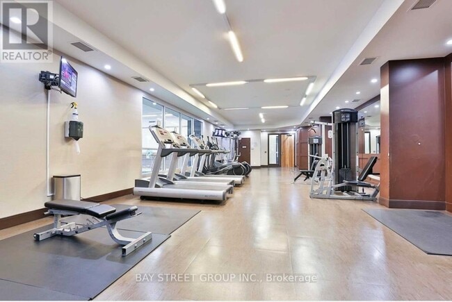 Photo du bâtiment - H-60 S Town Centre Blvd