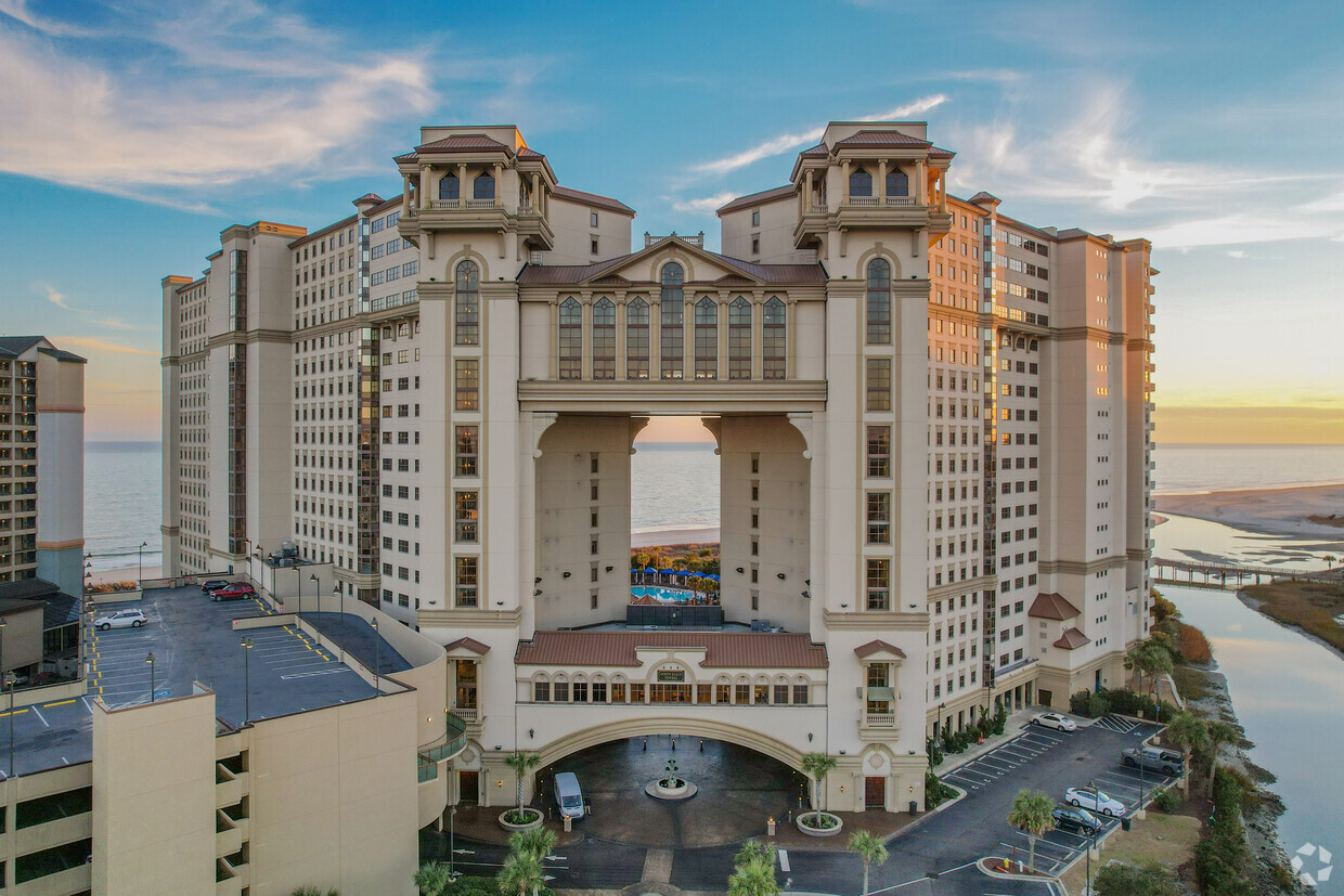 Primary Photo - North Beach Towers