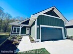 Foto principal - 3 br, 2 bath House - 29 Cozy Cottage Way