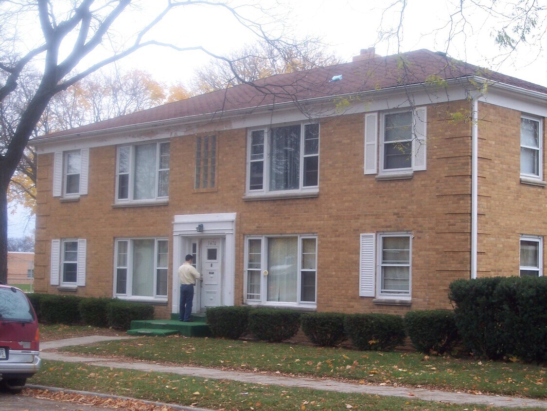 Front - 3470 N 53rd St