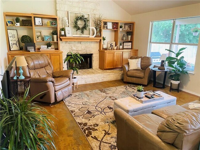 Building Photo - 50600 Indian Creek Dr