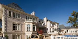 Foto del edificio - 10501 Chapel Rd