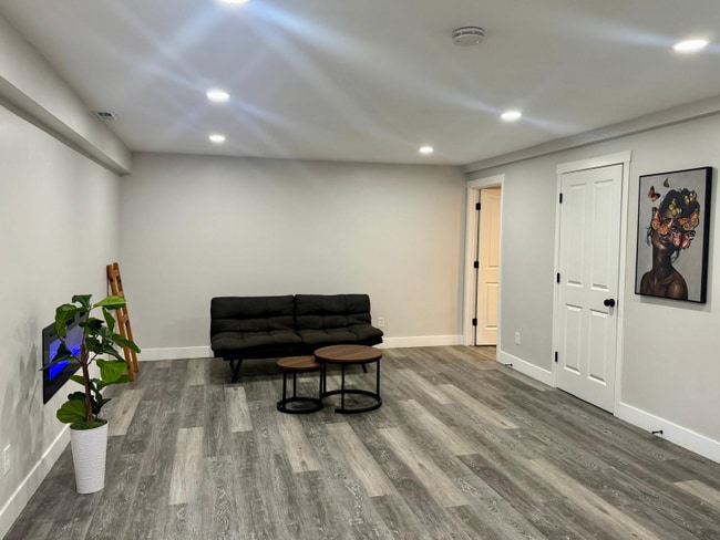 Photo - 7525 Birch St Townhome