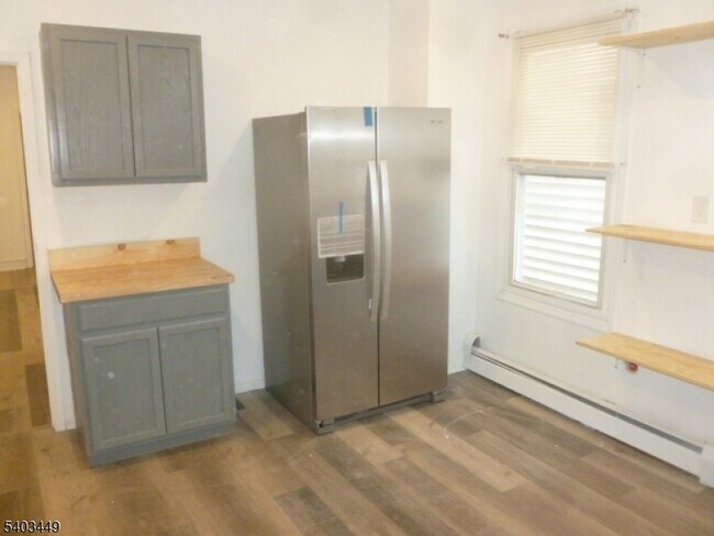 Foto del edificio - 523 Franklin St