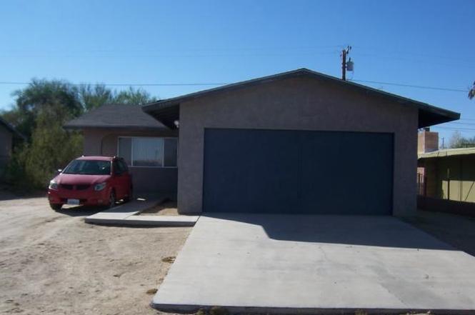 Primary Photo - 6606 La Buena Tierra Ave