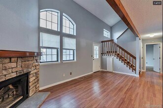 Building Photo - 942 S Walden St
