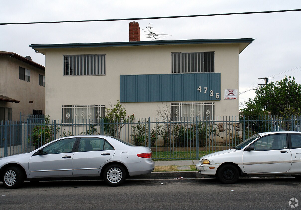 Foto del edificio - 4736 W 118th St