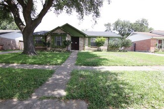 Building Photo - 8826 Stroud Dr