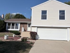 Building Photo - 97 N Walnut Ln