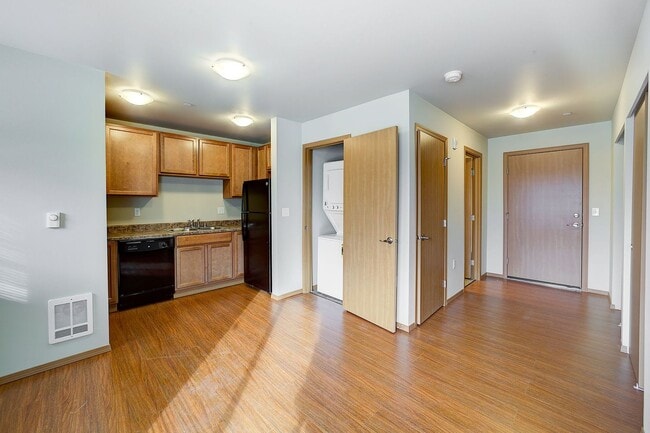 Interior Photo - DubSea Apartments | Modern Apartment Homes...