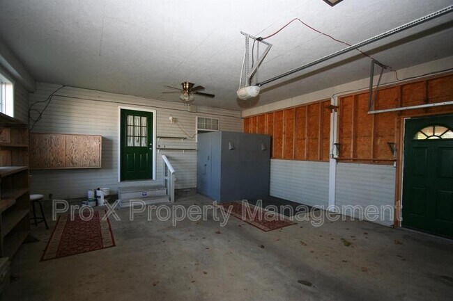 Building Photo - 1002 Joplin St