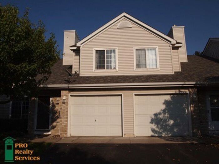 Primary Photo - 2 Bedroom Townhome in Woodbury