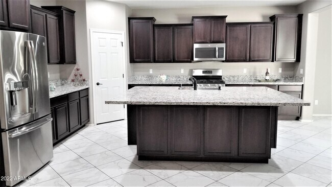 Foto del edificio - 2248 E Ottawa Ln