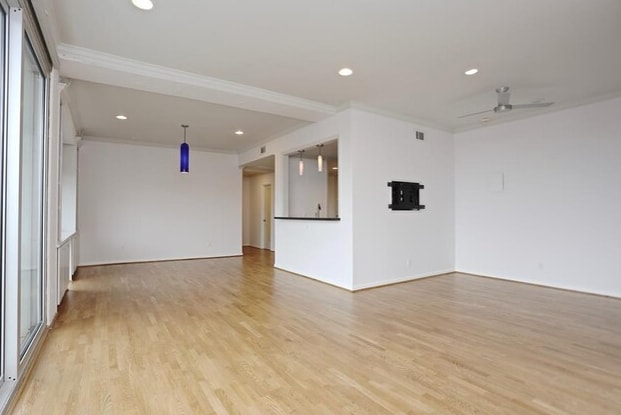 Foto del edificio - 3600 Montrose-3106-2