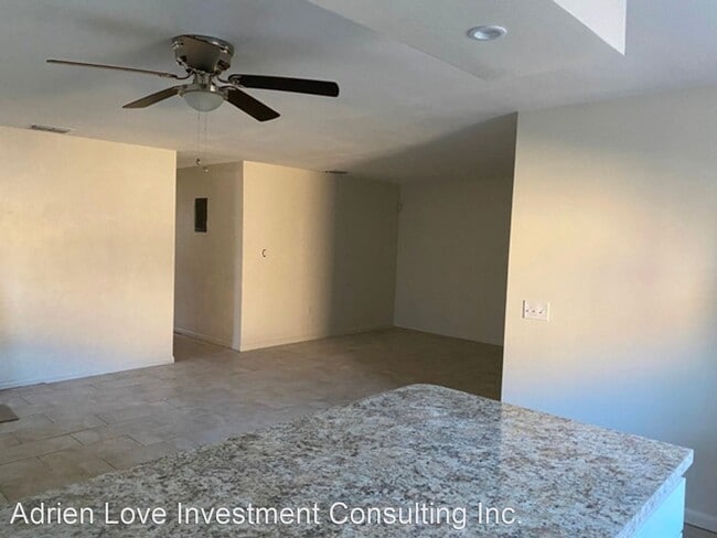 Building Photo - 4 br, 2 bath House - 1974 Williams Manor A...