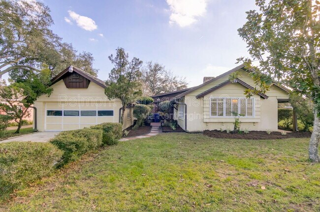 Foto del edificio - 5334 Lake Howell Rd