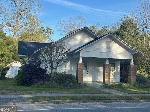Primary Photo - 255 N College St