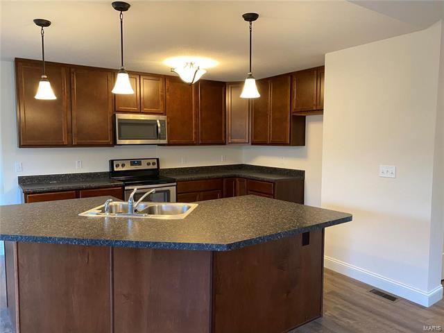 Building Photo - 1368 Durham Dr