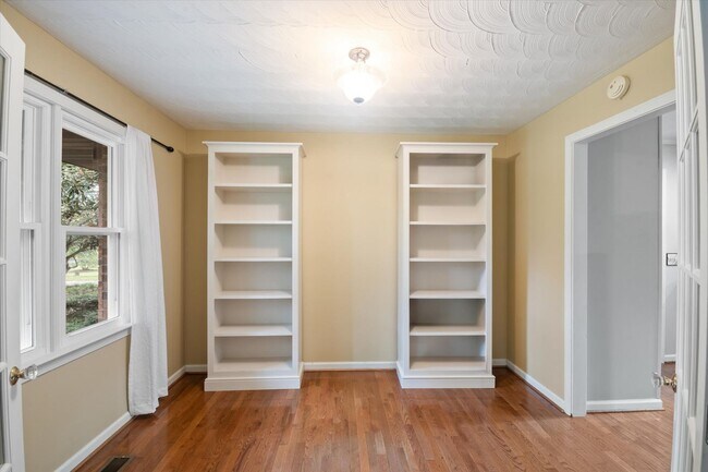 Foto del edificio - House and Workshop