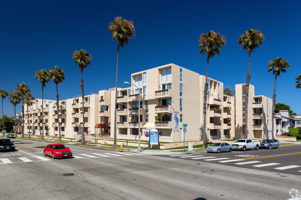 Foto principal - Beachbrook Village Apartments