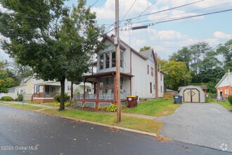 Building Photo - 9 Green Ridge Pl