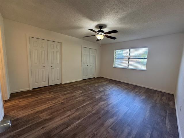 Foto del edificio - 208 Prairie Wind Blvd
