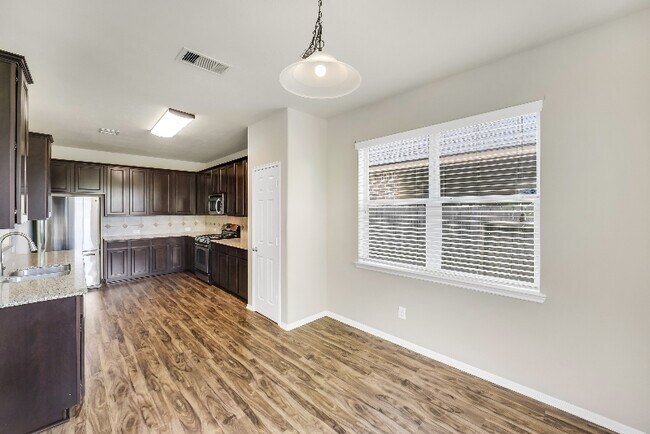 Foto del edificio - 21626 Alta Peak Way