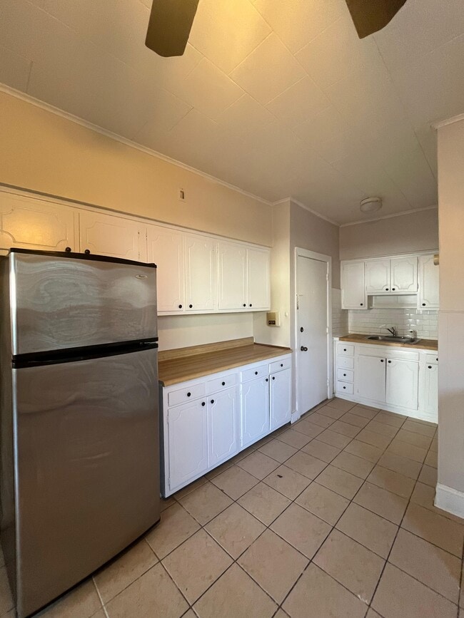 Foto del edificio - 67 W 53rd St