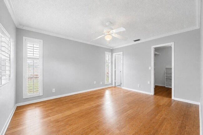Foto del edificio - 3962 Winfield Rd