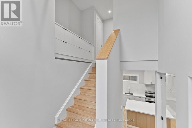 Building Photo - 45 William St