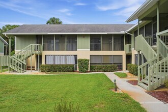 Building Photo - 5501 Rattlesnake Hammock Rd