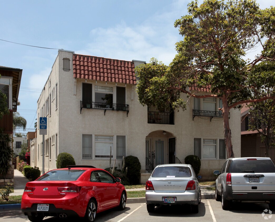 Foto principal - 1708-1714 E 2nd St