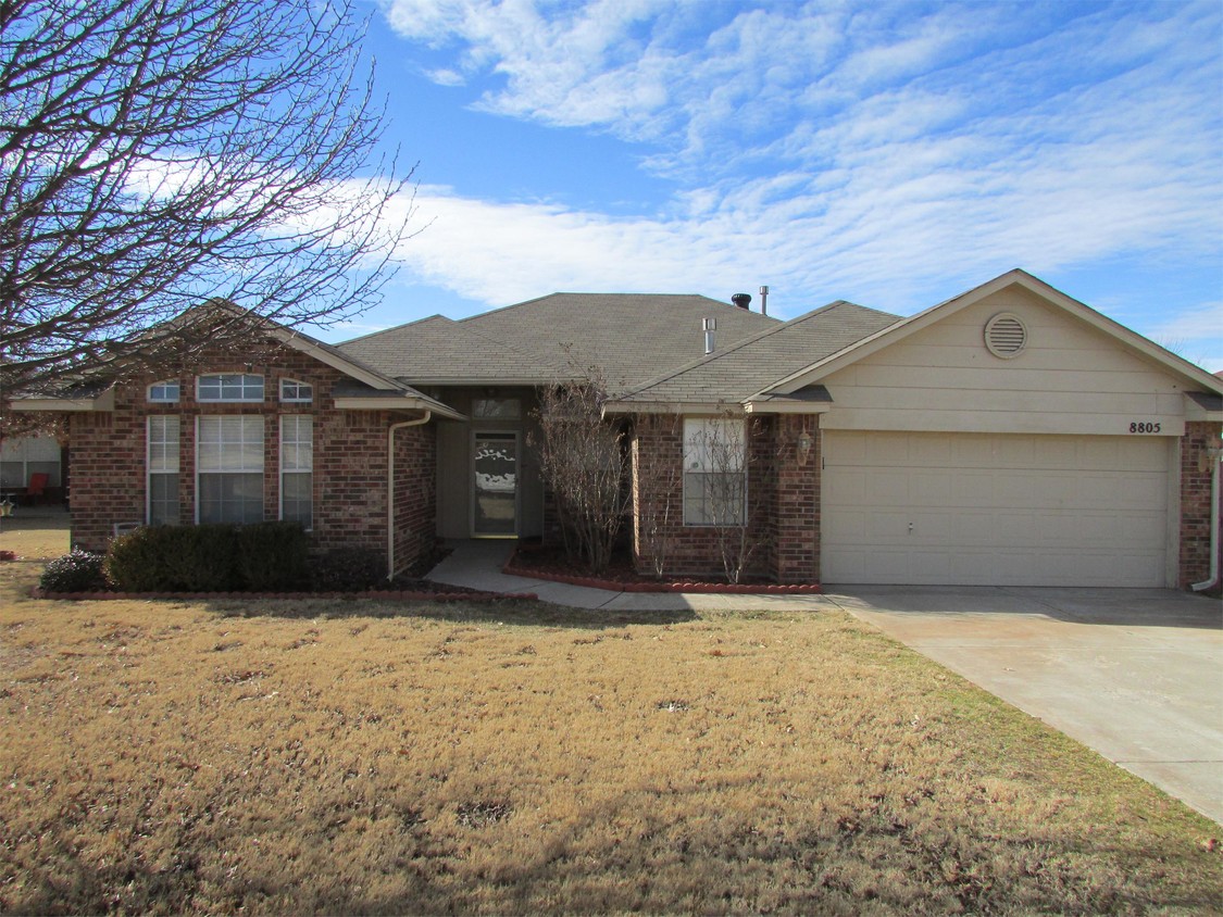 Primary Photo - 8805 Woodbend Dr