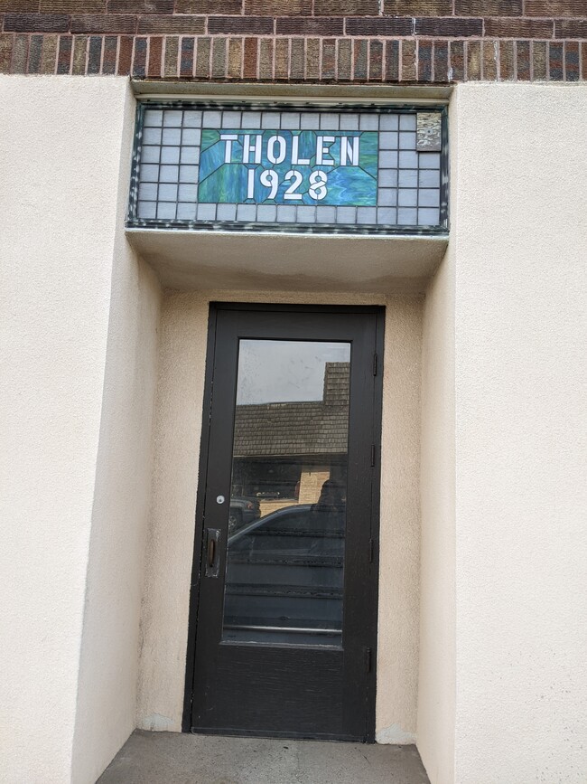 Foto del edificio - 115 Main St N