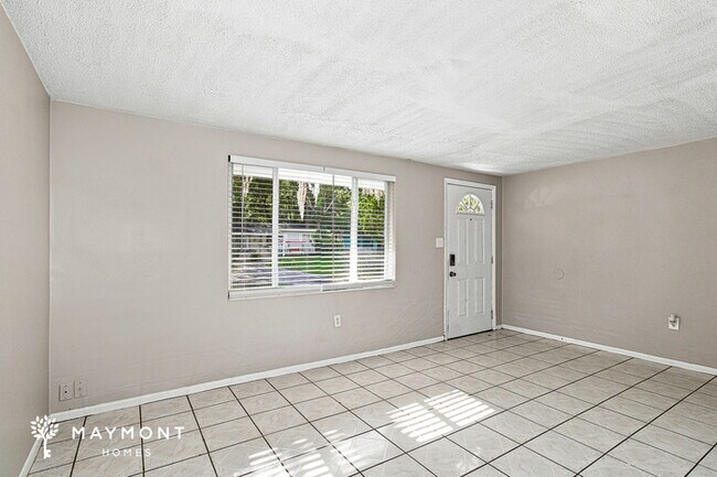 Building Photo - Charming Single-Story Home in Brooksville, FL
