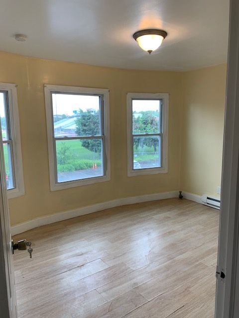 Building Photo - 886 Scanlon Ave