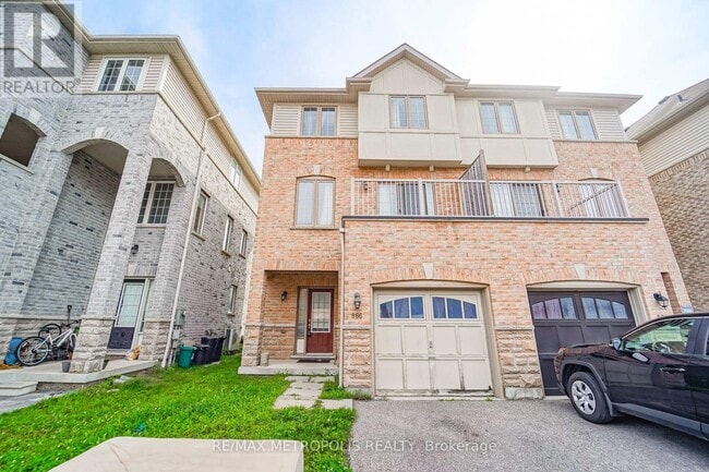 Building Photo - 866 Audley Rd S