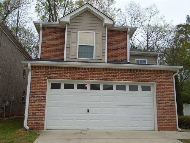 Foto principal - 204 Rankin Cir