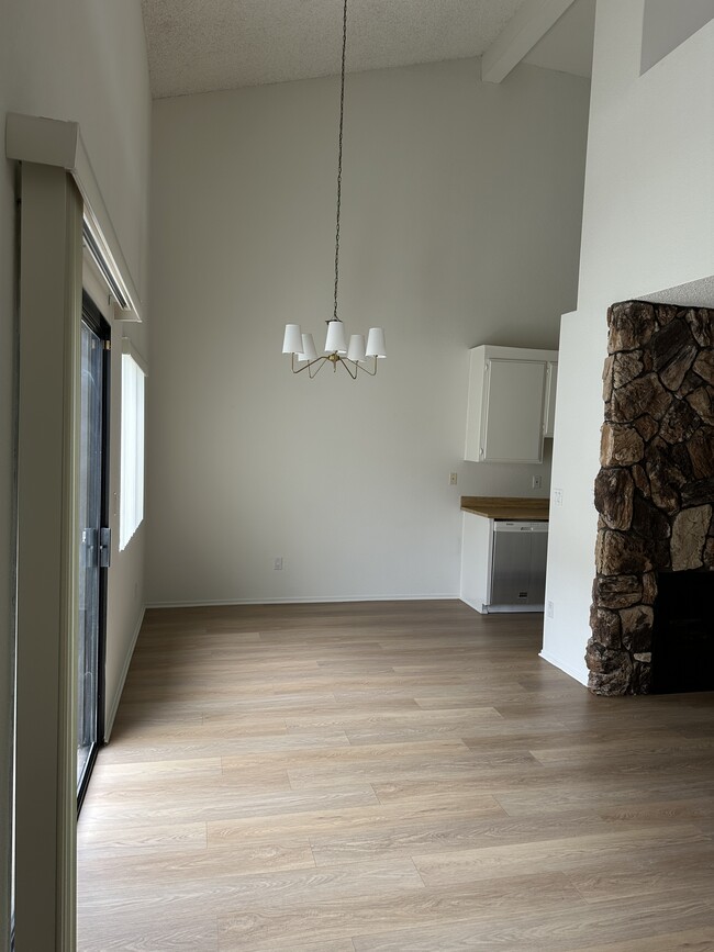 Foto del edificio - 1611 Camden Ave