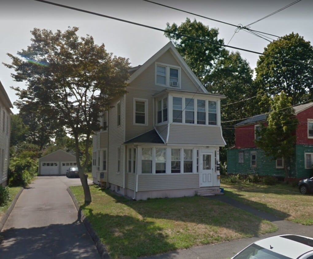 Primary Photo - 440 3rd Ave