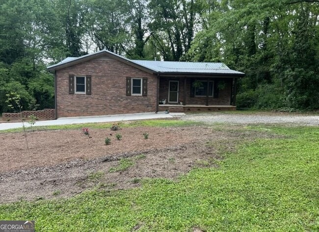 Foto del edificio - 19 Oak Hill Dr