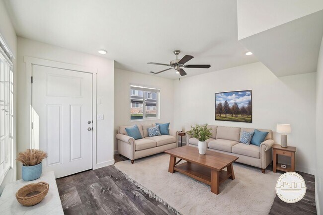 Foto del edificio - Up to $500 off first month rent | Gorgeous...