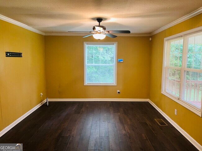 Foto del edificio - 3402 Old Fairburn Rd