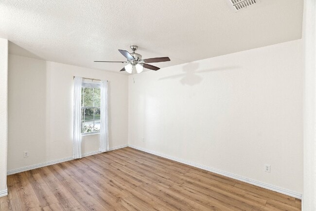 Foto del edificio - 911 Rustic Cactus