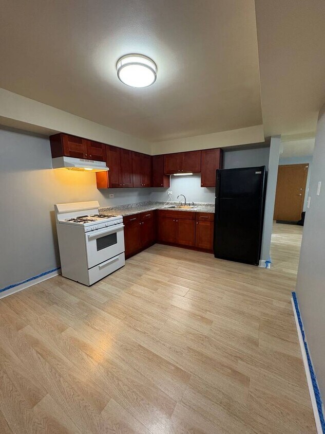 Foto principal - 4934 Harold Ave
