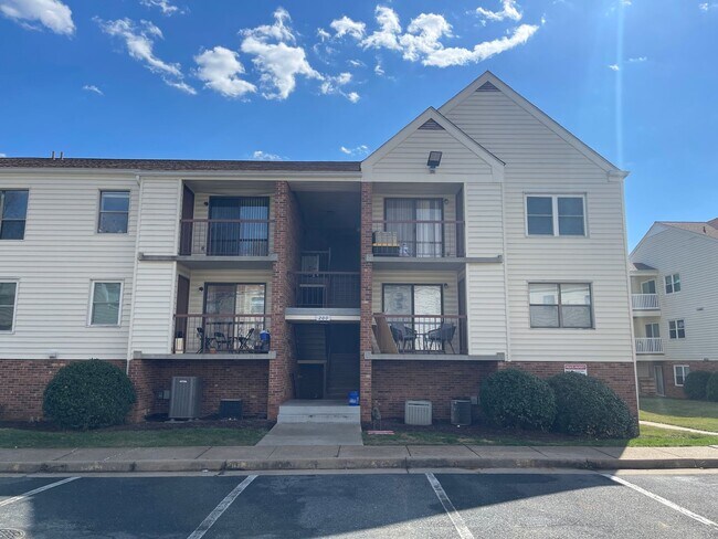 Foto del edificio - COZY TWO BEDROOM CONDO IN STAFFORD!